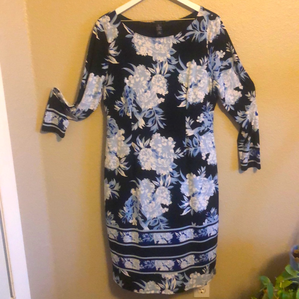 Floral shift dress